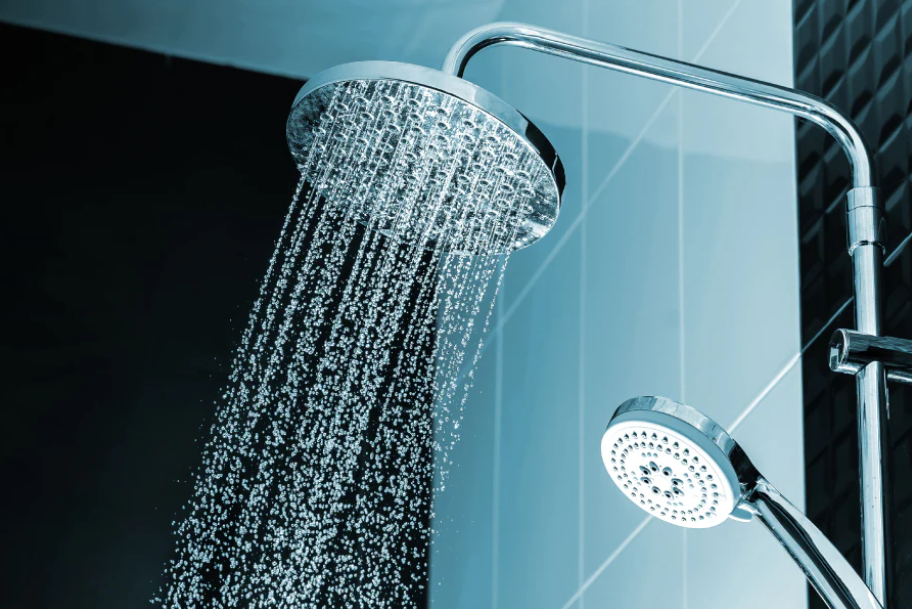 Cold vs. Hot Shower: Amazing Health Benefits!